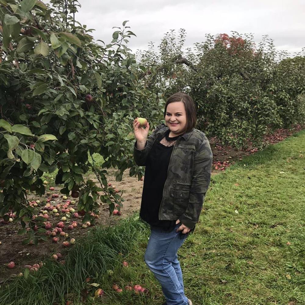 Meet your Posher, Jennifer